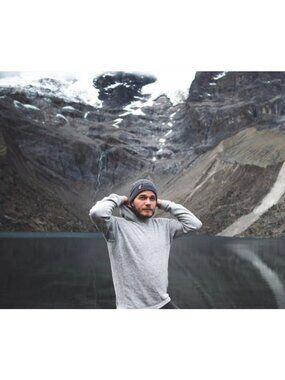 Paka Mens The Hoodie Royal Alpaca Unisex Light Pullover Size Large Gray SP EXC